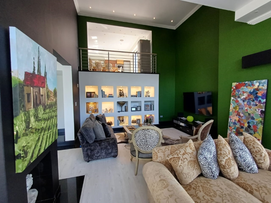4 Bedroom Property for Sale in Kosmos North West
